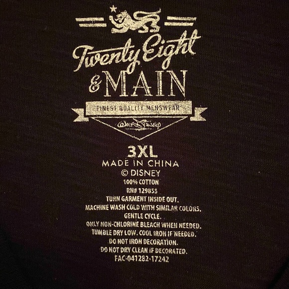 Disney Caribbean men’s t-shirt black sz 3XL NWOT never worn Twenty Eight & Main - Picture 3 of 3